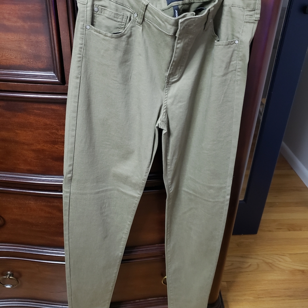 Celebrity Pink Women jeans, kaki green